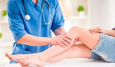 wie man Krampfadern an den Beinen behandelt